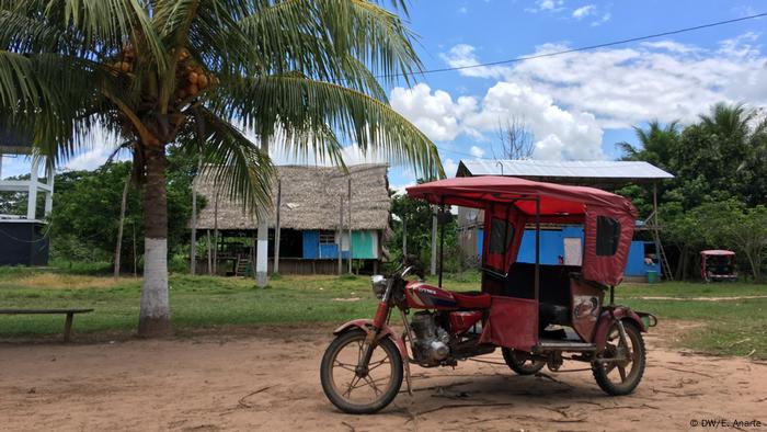 Un motocar de la comunidad indígena de Santa Clara de Uchunya.