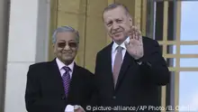 تحالف إسلامي جديد.. هل يعلن وفاة منظمة المؤتمر الإسلامي؟