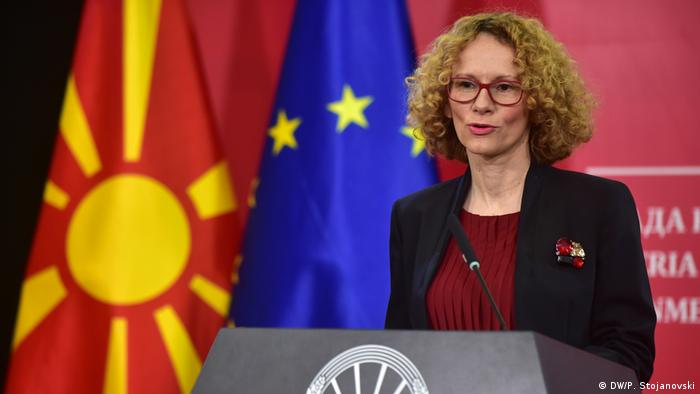 Radmila Sekerinska, Vertedigungsministerin, Nord-Mazedonien