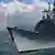 Корабль ВМС США USS Chancellorsville в порту Гонконга в 2018 году