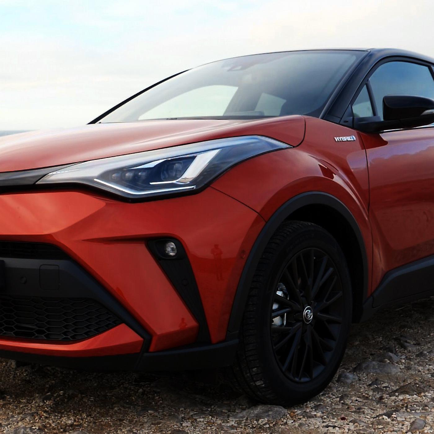 Present it: Toyota C-HR