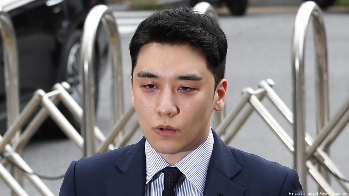 1199px x 674px - South Korean pop star jailed for 3 years in sex scandal â€“ DW â€“ 08/12/2021