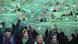 Foto de mujeres argentinas con pañoletas verdes en símbolo de apoyo al aborto. Foto de mujeres argentinas con pañoletas verdes en símbolo de apoyo al aborto.