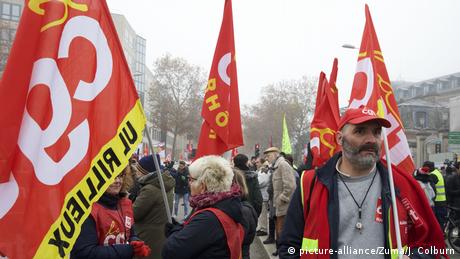 Frankreich Lyon | Streik gegen Rentenreformen (picture-alliance/Zuma/J. Colburn)