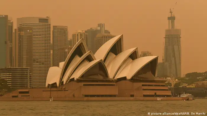 Australien Waldbrände | Sydney, Opera House im Rauch