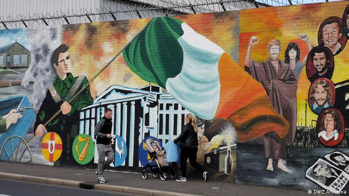 Nordirland | Peace Wall in Belfast