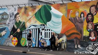 Και η ιρλανδική σημαία απαθανατίζεται στα τείχη της ειρήνης