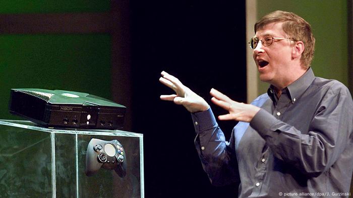 Bill Gates und die erste Xbox.