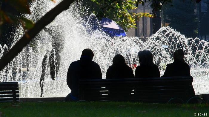 От Всички са маскари“ до А бе съсипаха я тая