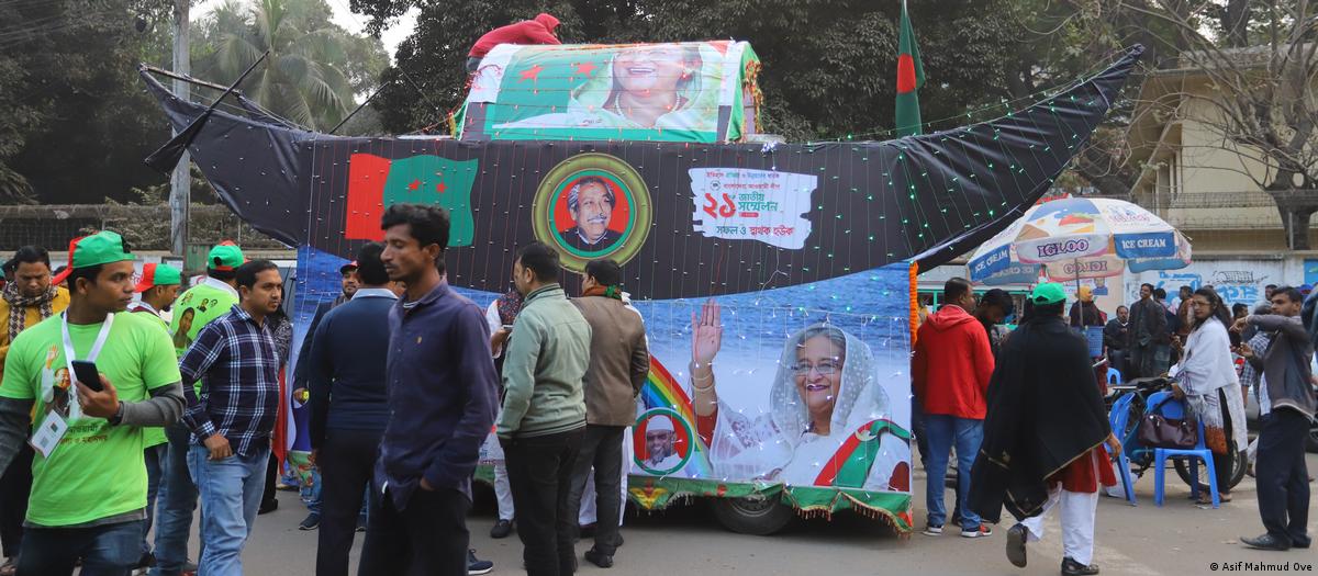 Homilador va jinsiy aloqa Khusta qizlarning jinsiy aloqa profili