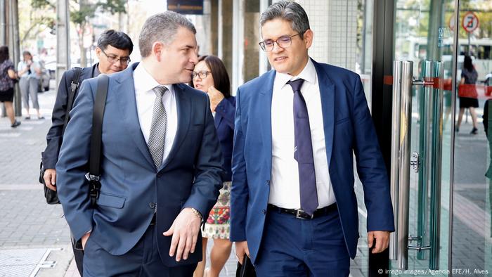 Los fiscales del equipo especial Lava Jato de Perú, Rafael Vela y José Domingo Pérez.