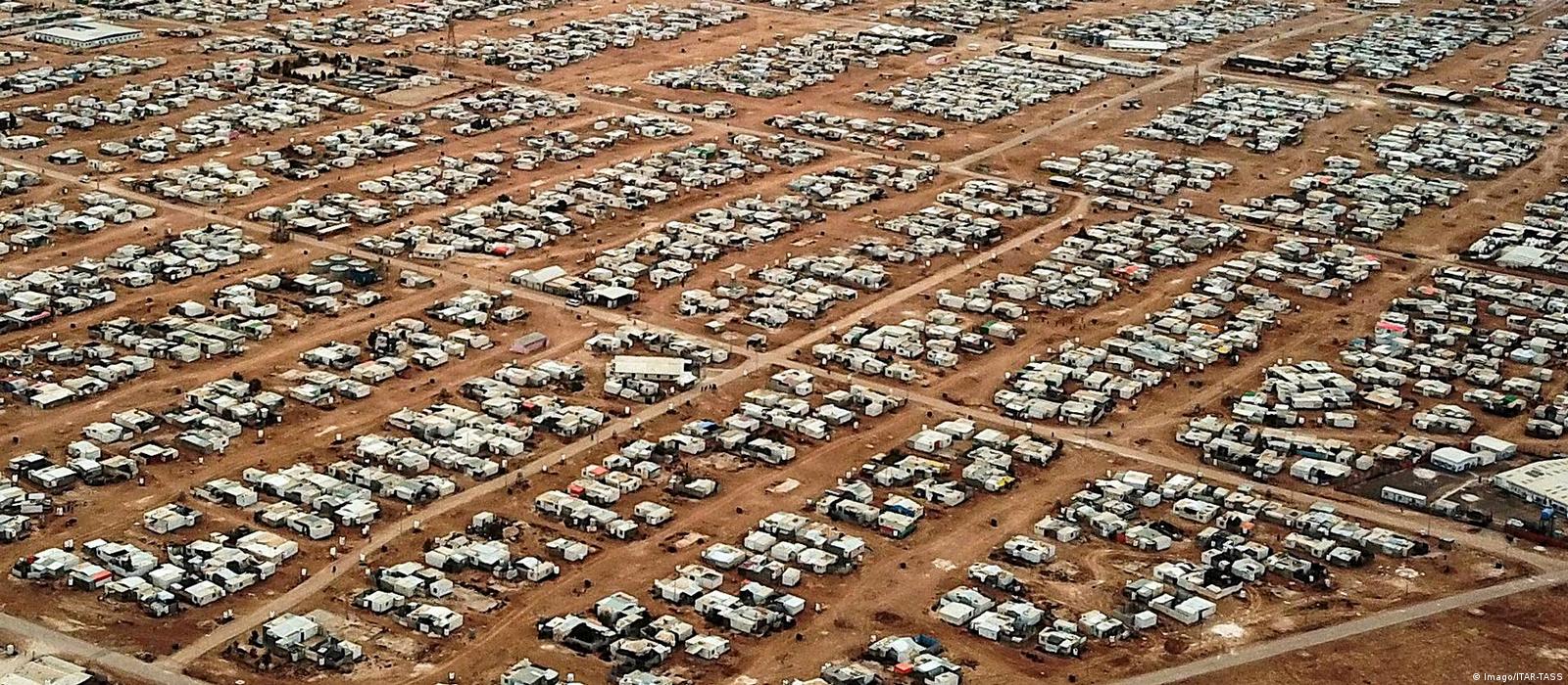 A PRAÇA DA SÉ parece campo de refugiados. De quê? De onde?