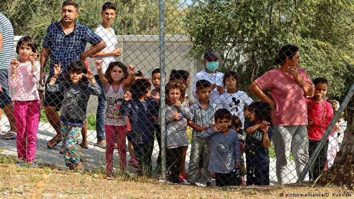 Griechenland Insel Lesbos Kinder im Camp Kara Tepe
