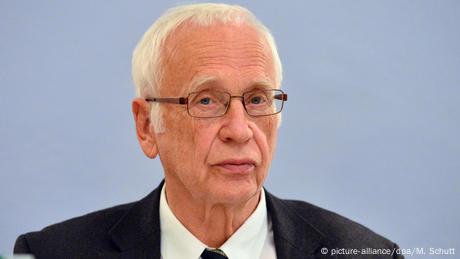Tilman Zülch (picture-alliance/dpa/M. Schutt)