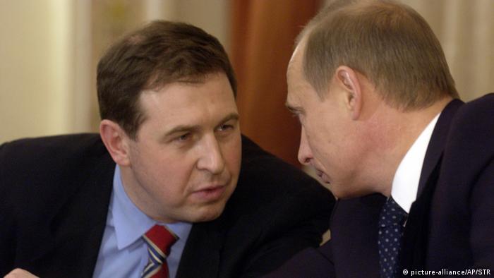 Апрель 2004 года: президент РФ Владимир Путин и его тогдашний советник Андрей Илларионов