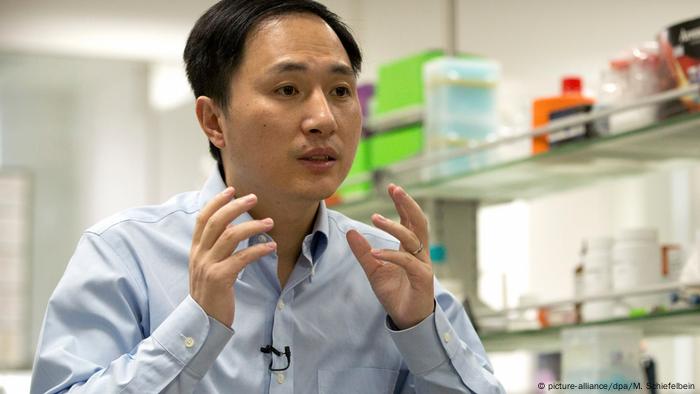 He Jiankui, biotecnólogo chino, durante una entrevista en un laboratorio de Shenzhen, en la provincia meridional china de Guangdong. 