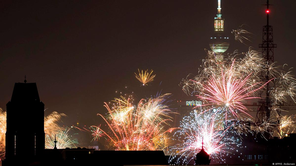 Chinese New Year Fireworks: Symbols of Setting Off Firework