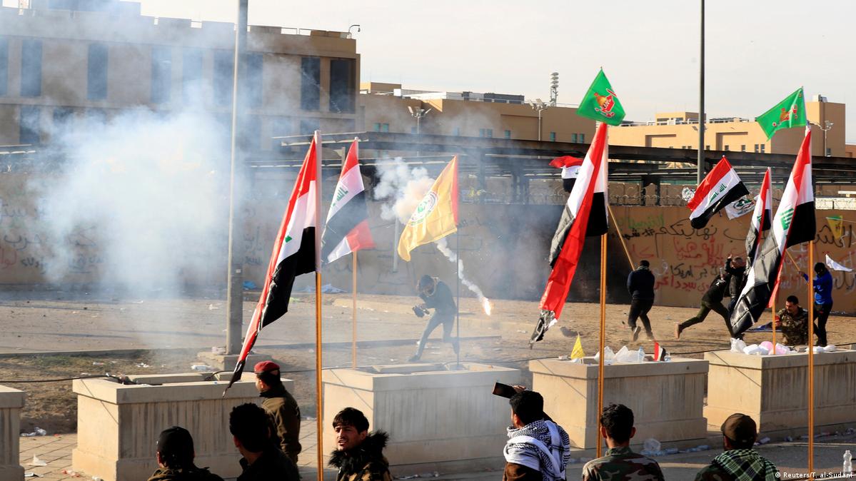 Морпехи США попытались разогнать протестующих в Ираке – DW – 01.01.2020