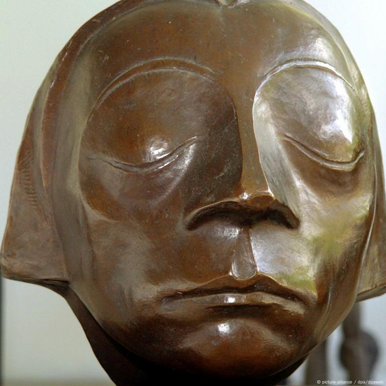洋書 Ernst Barlach: Life in Work File:Ernst barlach, il vendicatore, 1914 (1930).jpg