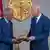 رئيس الحكومة المكلف الحبيب الجملي مع الرئيس قيس سعيّد في لقاء سابق. 