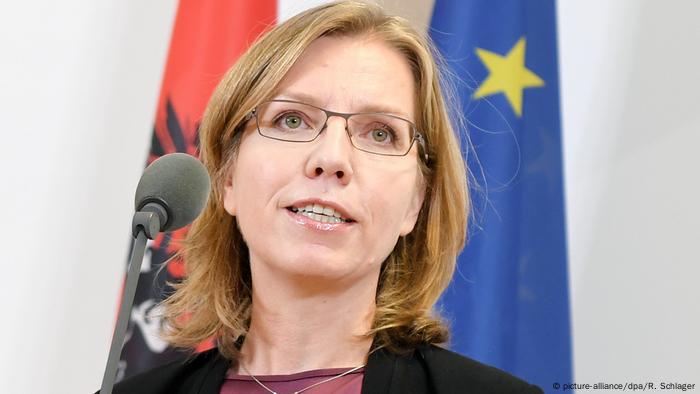 Міністерка Австрії з питань захисту клімату, екології, енергетики, транспорту, інновацій та технологій Леоноре Ґевесслер