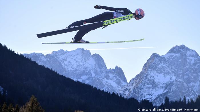 Sport l 68. Vierschanzentournee l Garmisch-Partenkirchen - Skispringer Karl Geiger
