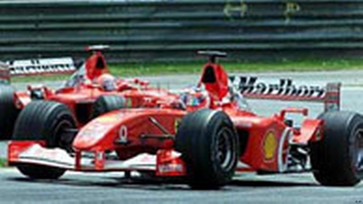 Por que o Barrichello colou um relógio no carro do Schumacher