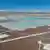 Бассейны в Атакаме с выкачанным из недр соляным раствором 