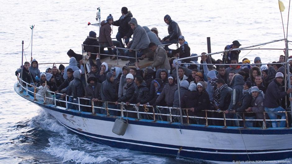 Crise migratória se agrava no sul da Europa Notícias internacionais e análises DW 02.08.2020