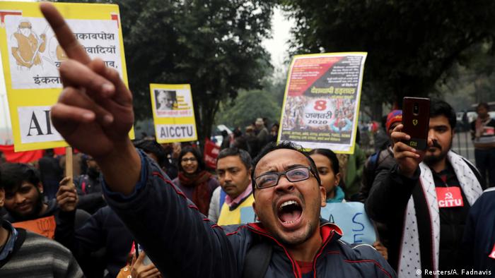 Indien Streik gegen Wirtschaftspolitik der Regierung in New Delhi (Reuters/A. Fadnavis)
