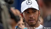 Lewis Hamilton critica en Instagram las corridas de toro