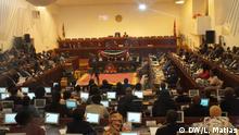 Abgeordnete des mosambikanischen Parlaments in Maputo.
Rechte: DW/L. Matias