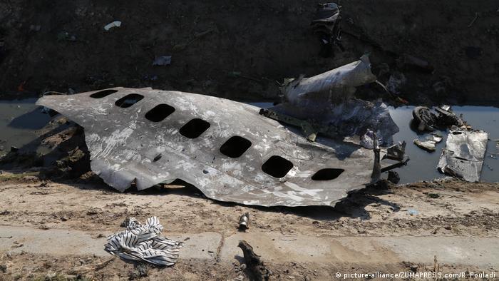 На месте крушения украинского пассажирского самолета под Тегераном