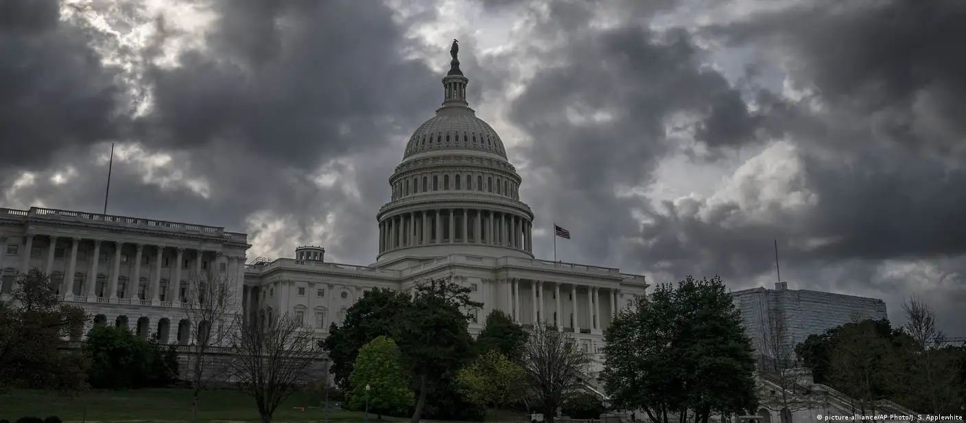 美国国会选举：两党争夺参议院控制权