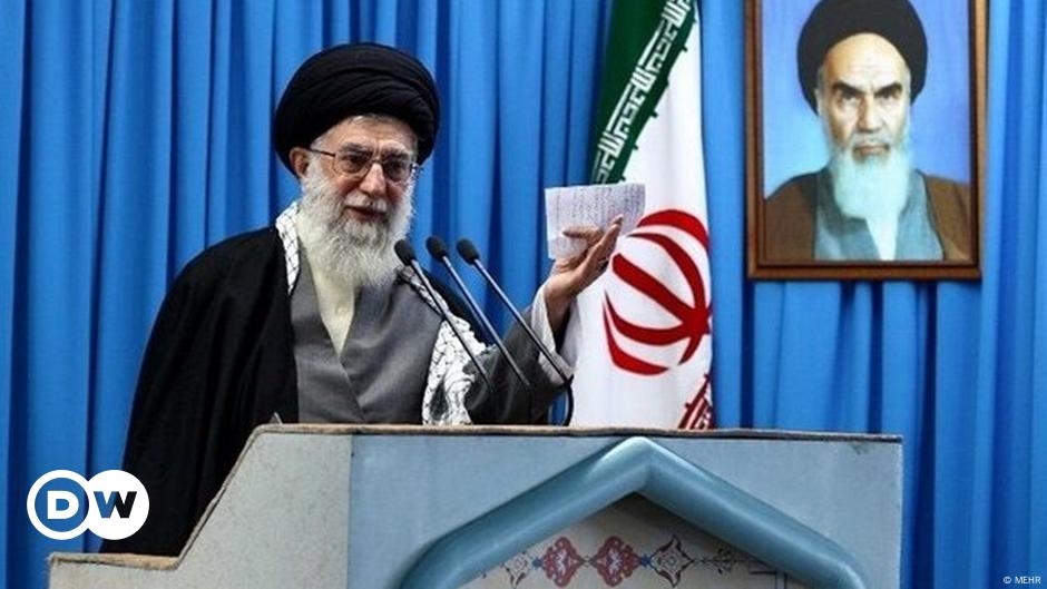 Khamenei: Trump Will 'push Poisonous Dagger' Into Iranians – DW – 01/17 ...