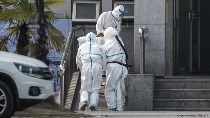 China, Wuhan: Patienten mit SARS-ähnlichen Virus infiziert (Getty Images/AFP/STR)