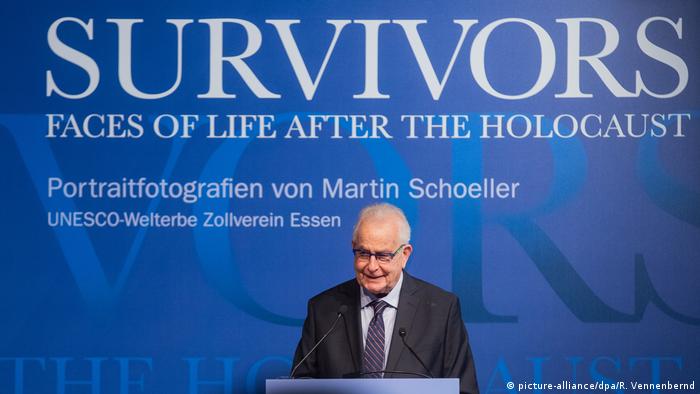 Ausstellung Survivors in Essen Rede Naftali Fürst, Holocaust-Überlebender