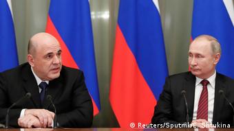 Russland Putin präsentiert neue Regierungsmannschaft - Außenminister Lawrow bleibt im Amt