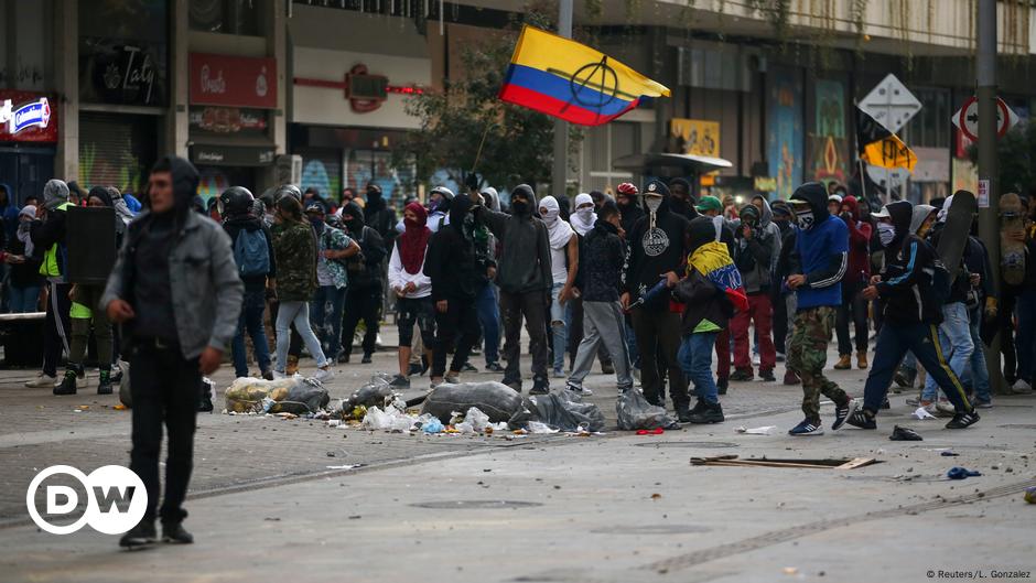 Colombia Protest Marches Turn Violent DW 01 22 2020   52103208 6 