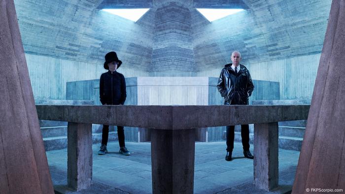 Pet Shop Boys Pay Tribute To Berlin In Hotspot Music Dw 24 01 2020