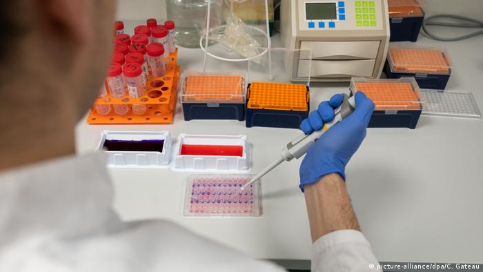 Coronavirus research is being carried out in the laboratories of the Institute of Virology at the Charite Clinic in Berlin. 