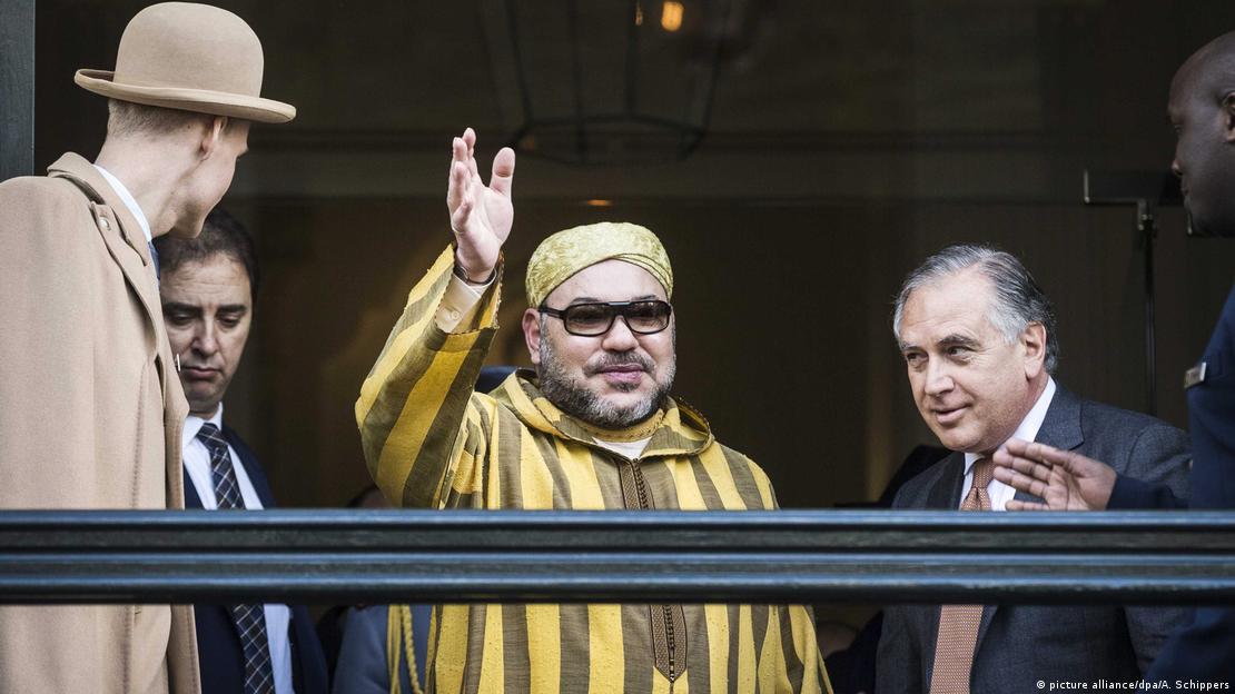 Le roi Mohammed VI. du Maroc au milieu Le roi Mohammed VI. du Maroc au milieu