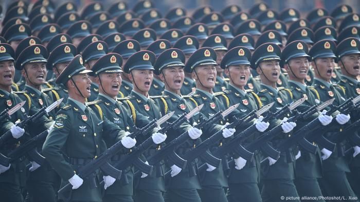 China l Militärparade zur Feier des 70. Jahrestages der Gründung der Volksrepublik China China l Militärparade zur Feier des 70. Jahrestages der Gründung der Volksrepublik China