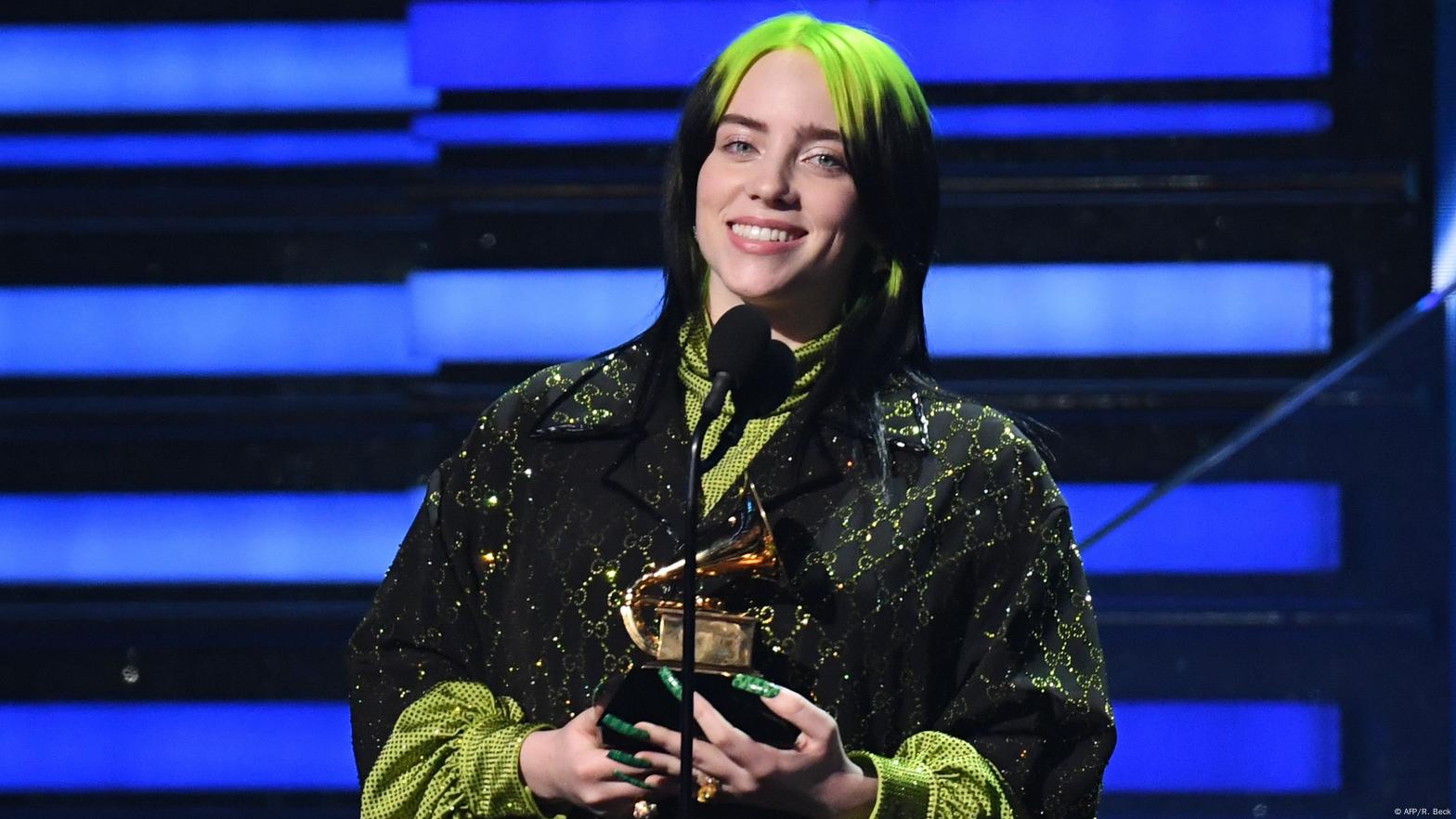 Billie Eilish: From bedroom artist to queen of pop – DW – 01/27/2020