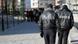Policajci ispred gimnazije u Tetovu Policajci ispred gimnazije u Tetovu