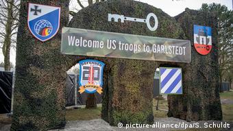 Ποιον βλάπτει περισσότερο η απόσυρση αμερικανών στρατιωτών από την Γερμανία; (φωτο: Γκάρλστεντ, Κάτω Σαξωνία)