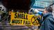 Ambientalistas protestam na sede da Shell em Haia Ambientalistas protestam na sede da Shell em Haia