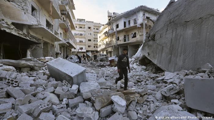Deutsche Finanzhilfen werden die schwere Zukunft der Syrien-Rückkehrer nur unwesentlich erleichtern können (Foto: picture-alliance/AP Photo/G. Alsayed)