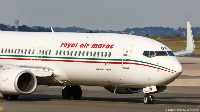 Frankreich Prais | Boeing 737-800 der Royal Air Maroc auf dem Flughafen Paris Charles de Gaulle (picture-alliance/M. Mainka)