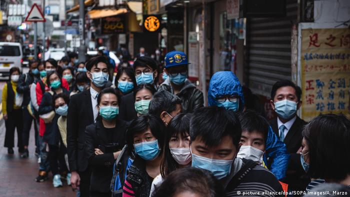 Hongkong - China | Coronavirus | Lieferung chirurgische Masken